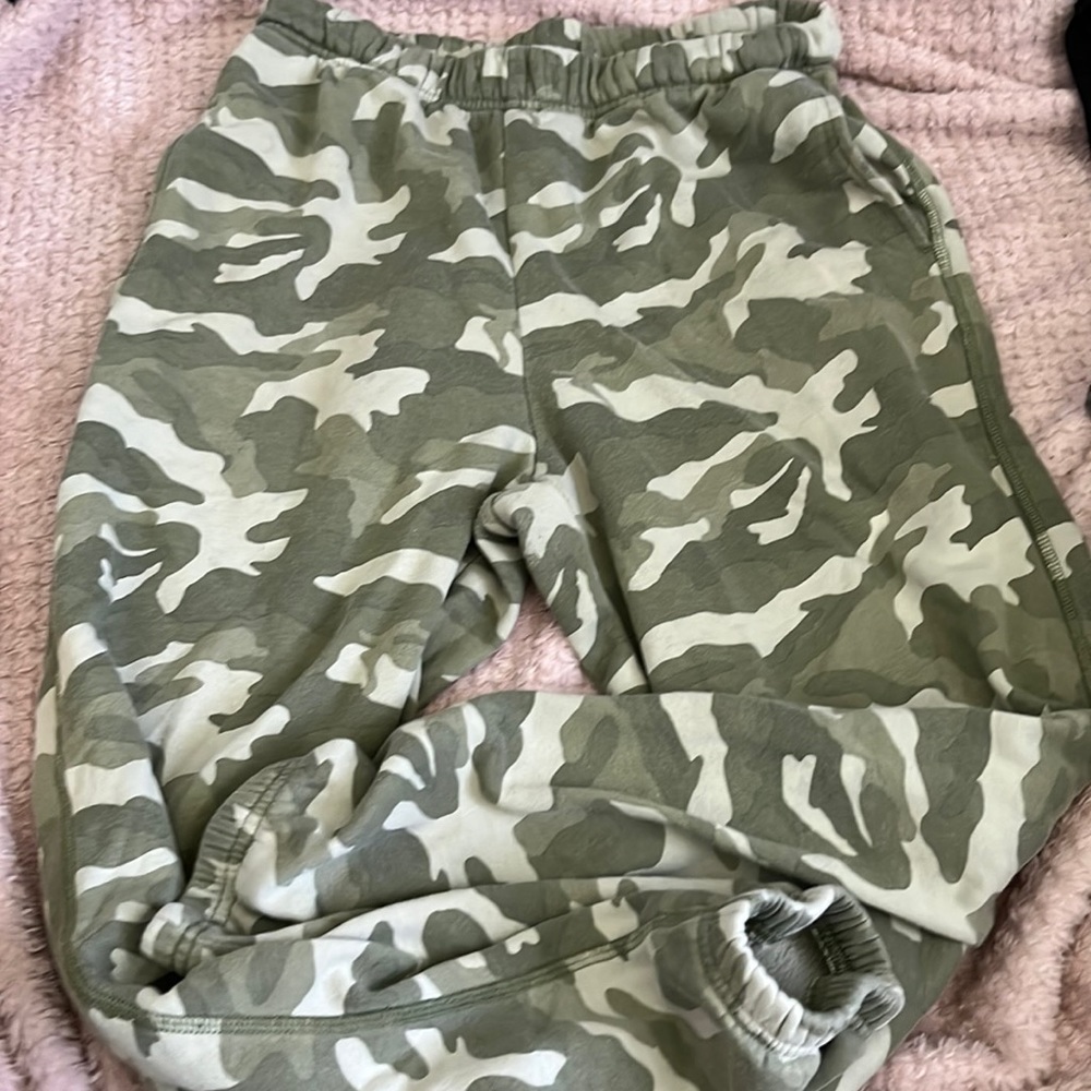 Army sweatpants